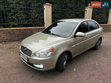 Бежевый Хендай Акцент, объемом двигателя 1.6 л и пробегом 195 тыс. км за 5500 $, фото 1 на Automoto.ua