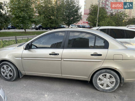 Хендай Акцент 2007 у Києві на Automoto.ua Бежевий Хендай Акцент, об'ємом двигуна 1.4 л та пробігом 117 тис. км за 5200 $, фото 1 на Automoto.ua