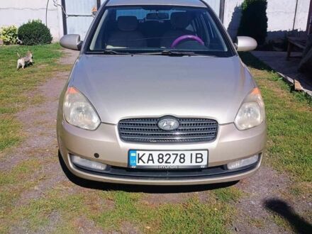 Хендай Акцент 2008 в Иванкове на Automoto.ua Бежевый Хендай Акцент, объемом двигателя 1.6 л и пробегом 173 тыс. км за 6000 $, фото 1 на Automoto.ua
