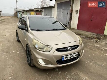 Хендай Акцент 2011 в Одессе на Automoto.ua Бежевый Хендай Акцент, объемом двигателя 1.6 л и пробегом 168 тыс. км за 7000 $, фото 1 на Automoto.ua