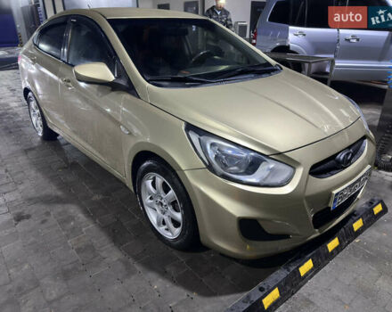 Бежевый Хендай Акцент, объемом двигателя 1.59 л и пробегом 127 тыс. км за 8300 $, фото 1 на Automoto.ua