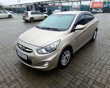Бежевый Хендай Акцент, объемом двигателя 1.6 л и пробегом 118 тыс. км за 7950 $, фото 1 на Automoto.ua