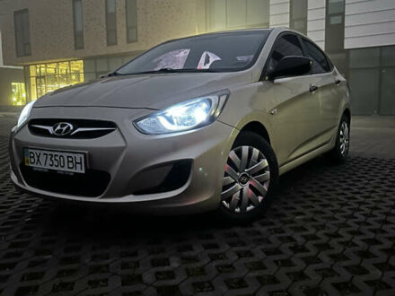 Бежевий Хендай Акцент, об'ємом двигуна 1.4 л та пробігом 176 тис. км за 7000 $, фото 1 на Automoto.ua