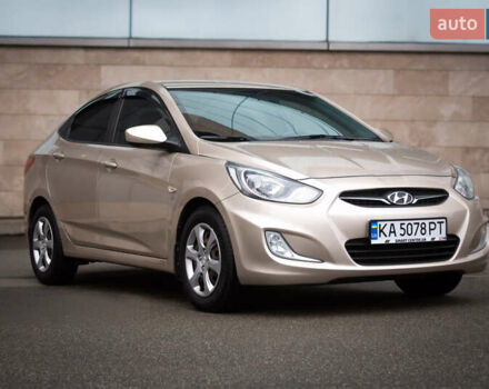 Бежевый Хендай Акцент, объемом двигателя 1.6 л и пробегом 153 тыс. км за 8200 $, фото 1 на Automoto.ua
