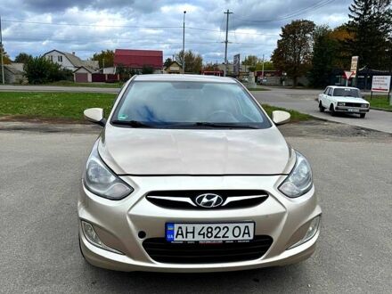 Бежевый Хендай Акцент, объемом двигателя 1.4 л и пробегом 235 тыс. км за 6000 $, фото 1 на Automoto.ua