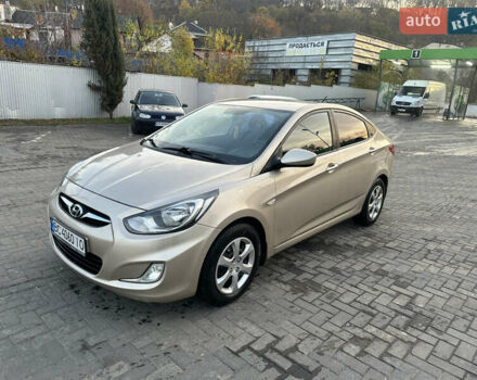 Бежевый Хендай Акцент, объемом двигателя 1.4 л и пробегом 175 тыс. км за 5400 $, фото 1 на Automoto.ua