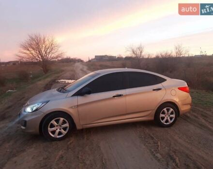 Бежевый Хендай Акцент, объемом двигателя 1.59 л и пробегом 150 тыс. км за 7300 $, фото 1 на Automoto.ua