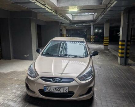 Бежевый Хендай Акцент, объемом двигателя 1.4 л и пробегом 112 тыс. км за 8000 $, фото 1 на Automoto.ua