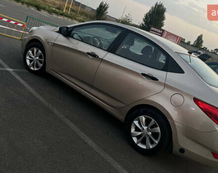 Бежевий Хендай Акцент, об'ємом двигуна 1.4 л та пробігом 240 тис. км за 6450 $, фото 1 на Automoto.ua