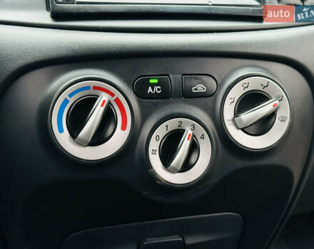 Черный Хендай Акцент, объемом двигателя 1.4 л и пробегом 123 тыс. км за 4550 $, фото 23 на Automoto.ua