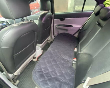 Черный Хендай Акцент, объемом двигателя 1.4 л и пробегом 343 тыс. км за 5000 $, фото 7 на Automoto.ua