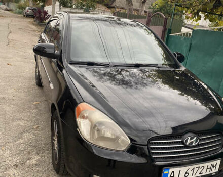 Черный Хендай Акцент, объемом двигателя 1.4 л и пробегом 343 тыс. км за 5000 $, фото 1 на Automoto.ua