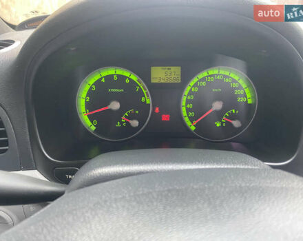 Черный Хендай Акцент, объемом двигателя 1.4 л и пробегом 343 тыс. км за 5000 $, фото 17 на Automoto.ua