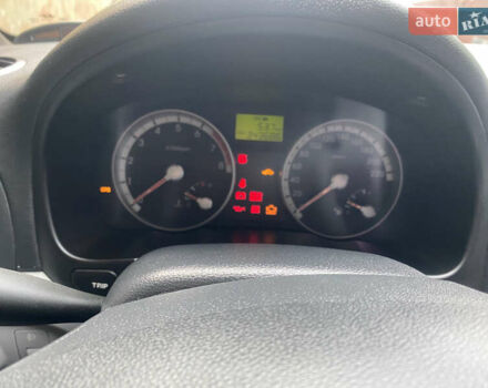 Черный Хендай Акцент, объемом двигателя 1.4 л и пробегом 343 тыс. км за 5000 $, фото 16 на Automoto.ua