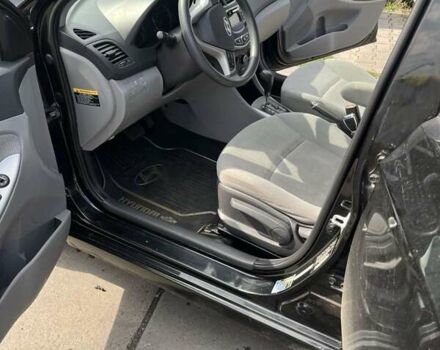 Чорний Хендай Акцент, об'ємом двигуна 1.59 л та пробігом 175 тис. км за 8000 $, фото 21 на Automoto.ua