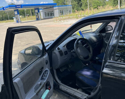 Чорний Хендай Акцент, об'ємом двигуна 1.6 л та пробігом 382 тис. км за 2500 $, фото 5 на Automoto.ua