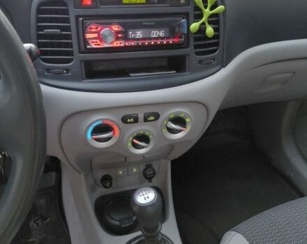 Черный Хендай Акцент, объемом двигателя 0 л и пробегом 230 тыс. км за 4600 $, фото 2 на Automoto.ua