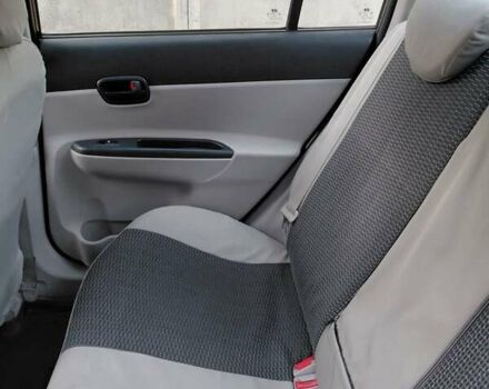 Черный Хендай Акцент, объемом двигателя 1.4 л и пробегом 230 тыс. км за 4600 $, фото 3 на Automoto.ua