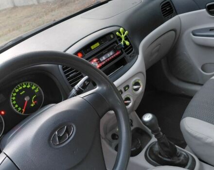 Черный Хендай Акцент, объемом двигателя 0 л и пробегом 230 тыс. км за 4600 $, фото 6 на Automoto.ua