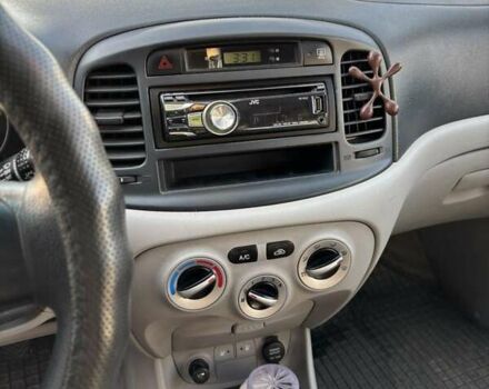 Чорний Хендай Акцент, об'ємом двигуна 1.5 л та пробігом 203 тис. км за 3800 $, фото 9 на Automoto.ua