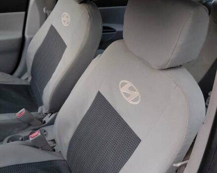 Черный Хендай Акцент, объемом двигателя 1.4 л и пробегом 230 тыс. км за 4600 $, фото 10 на Automoto.ua