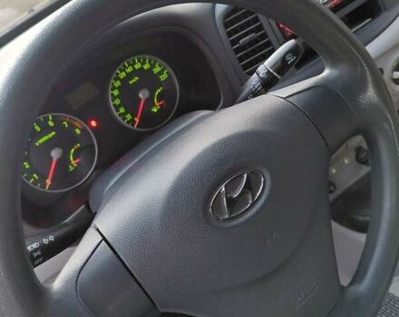 Черный Хендай Акцент, объемом двигателя 1.4 л и пробегом 230 тыс. км за 4600 $, фото 6 на Automoto.ua