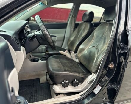 Хендай Акцент 2007 в Черновцах на Automoto.ua Черный Хендай Акцент, объемом двигателя 1.4 л и пробегом 345 тыс. км за 3600 $, фото 22 на Automoto.ua