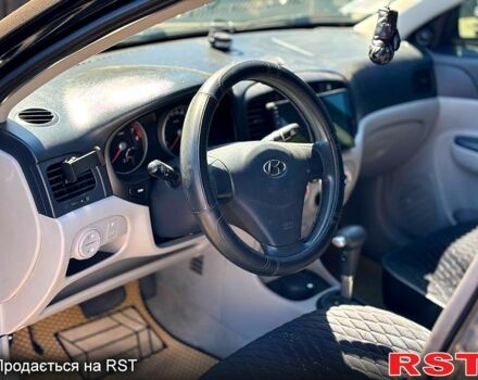 Черный Хендай Акцент, объемом двигателя 1.4 л и пробегом 178 тыс. км за 5300 $, фото 8 на Automoto.ua