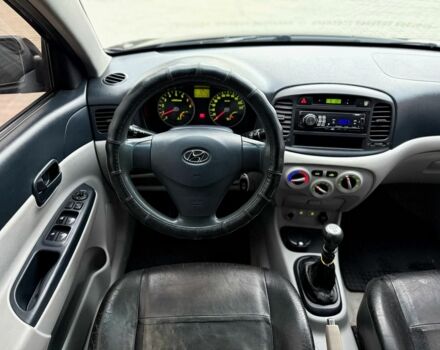 Хендай Акцент 2007 в Черновцах на Automoto.ua Черный Хендай Акцент, объемом двигателя 1.4 л и пробегом 345 тыс. км за 3600 $, фото 16 на Automoto.ua