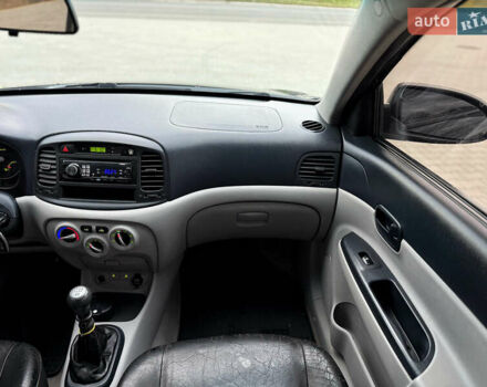 Хендай Акцент 2007 в Черновцах на Automoto.ua Черный Хендай Акцент, объемом двигателя 1.4 л и пробегом 345 тыс. км за 3600 $, фото 39 на Automoto.ua