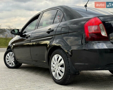 Хендай Акцент 2007 в Черновцах на Automoto.ua Черный Хендай Акцент, объемом двигателя 1.4 л и пробегом 345 тыс. км за 3600 $, фото 10 на Automoto.ua