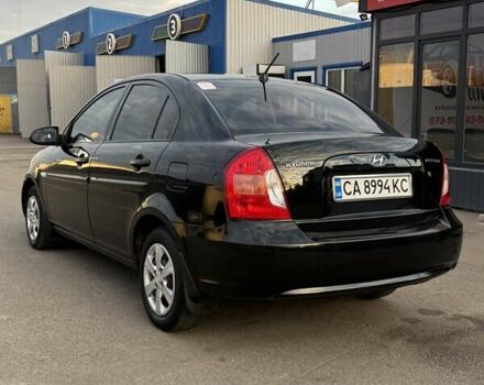 Черный Хендай Акцент, объемом двигателя 1.4 л и пробегом 211 тыс. км за 5400 $, фото 6 на Automoto.ua