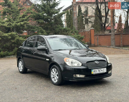 Черный Хендай Акцент, объемом двигателя 1.6 л и пробегом 170 тыс. км за 5699 $, фото 11 на Automoto.ua