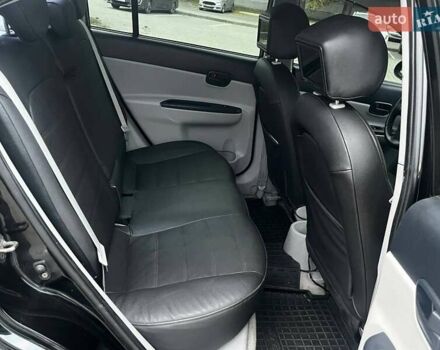 Черный Хендай Акцент, объемом двигателя 1.4 л и пробегом 197 тыс. км за 4900 $, фото 12 на Automoto.ua