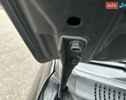 Черный Хендай Акцент, объемом двигателя 1.6 л и пробегом 170 тыс. км за 5699 $, фото 52 на Automoto.ua