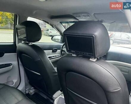 Черный Хендай Акцент, объемом двигателя 1.4 л и пробегом 197 тыс. км за 4900 $, фото 15 на Automoto.ua