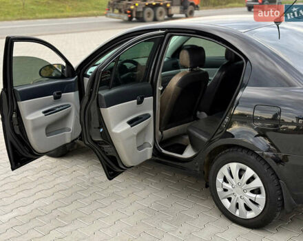 Хендай Акцент 2007 в Черновцах на Automoto.ua Черный Хендай Акцент, объемом двигателя 1.4 л и пробегом 345 тыс. км за 3600 $, фото 31 на Automoto.ua