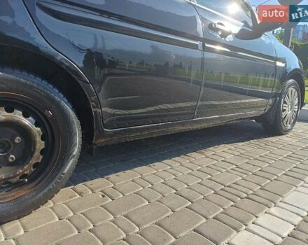 Черный Хендай Акцент, объемом двигателя 1.4 л и пробегом 317 тыс. км за 4000 $, фото 5 на Automoto.ua