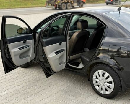 Хендай Акцент 2007 в Черновцах на Automoto.ua Черный Хендай Акцент, объемом двигателя 1.4 л и пробегом 345 тыс. км за 3600 $, фото 13 на Automoto.ua