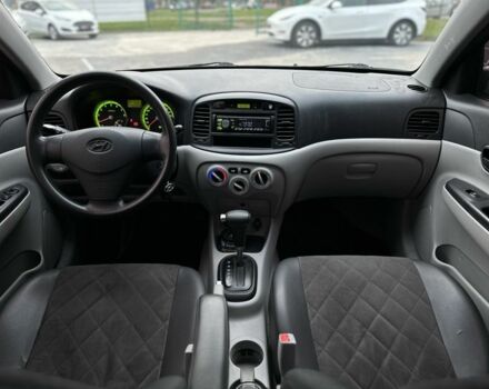 Чорний Хендай Акцент, об'ємом двигуна 1.4 л та пробігом 250 тис. км за 5100 $, фото 14 на Automoto.ua