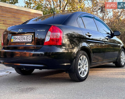 Черный Хендай Акцент, объемом двигателя 1.4 л и пробегом 128 тыс. км за 5800 $, фото 9 на Automoto.ua