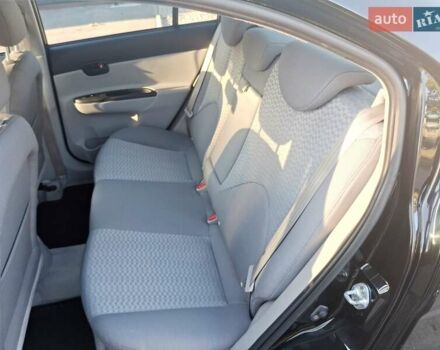 Черный Хендай Акцент, объемом двигателя 1.4 л и пробегом 157 тыс. км за 6200 $, фото 12 на Automoto.ua