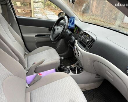 Черный Хендай Акцент, объемом двигателя 1.4 л и пробегом 165 тыс. км за 5390 $, фото 18 на Automoto.ua