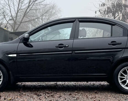 Черный Хендай Акцент, объемом двигателя 1.4 л и пробегом 139 тыс. км за 5999 $, фото 11 на Automoto.ua