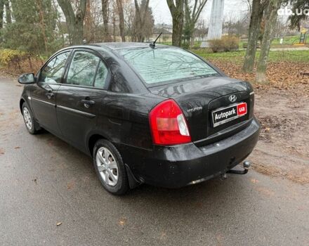 Черный Хендай Акцент, объемом двигателя 1.4 л и пробегом 165 тыс. км за 5390 $, фото 6 на Automoto.ua