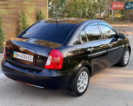 Черный Хендай Акцент, объемом двигателя 1.4 л и пробегом 128 тыс. км за 5800 $, фото 8 на Automoto.ua