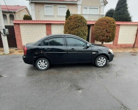 Черный Хендай Акцент, объемом двигателя 1.4 л и пробегом 210 тыс. км за 3900 $, фото 2 на Automoto.ua