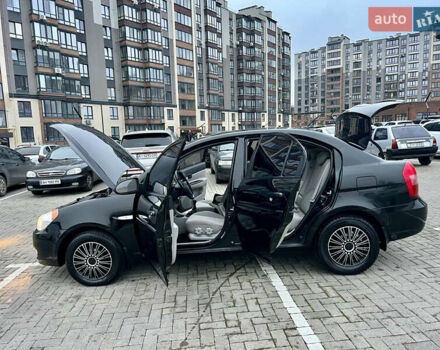 Черный Хендай Акцент, объемом двигателя 1.4 л и пробегом 221 тыс. км за 4950 $, фото 19 на Automoto.ua