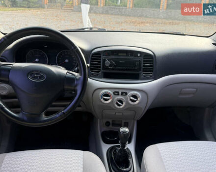 Черный Хендай Акцент, объемом двигателя 1.4 л и пробегом 257 тыс. км за 3000 $, фото 20 на Automoto.ua