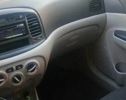 Черный Хендай Акцент, объемом двигателя 1.49 л и пробегом 204 тыс. км за 5280 $, фото 32 на Automoto.ua